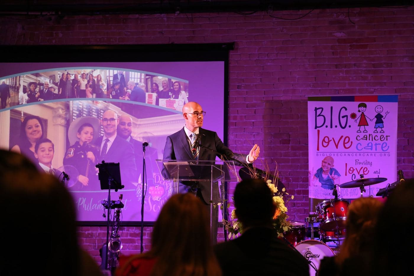 Dennis Bonnen speaking at the Big Love Cancer Care fundraising gala honoring him